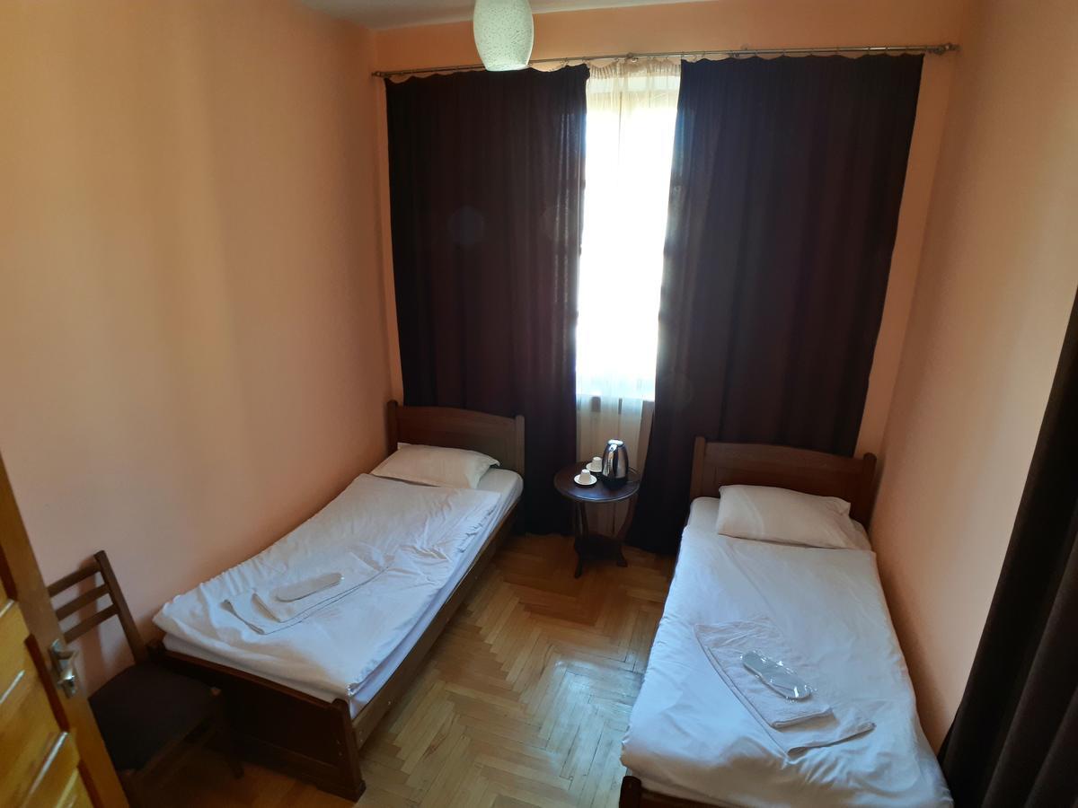 Vazi Hotel Tbilisi Ngoại thất bức ảnh